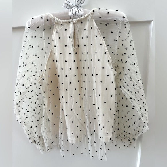 Cute polka dot top NWOT - Picture 2 of 5